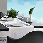 Oktober Downtown Boutique Hotel