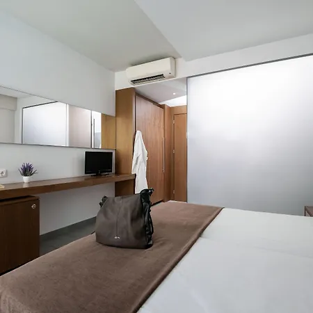 Oktober Downtown Rhodes City