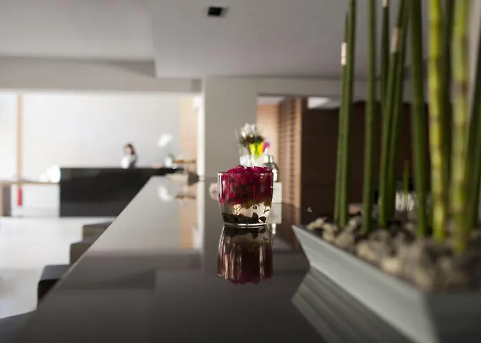 Oktober Downtown Boutique Hotel 3*