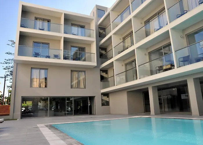 Hotel Oktober Downtown Boutique 3*