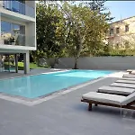 Oktober Downtown Hotel