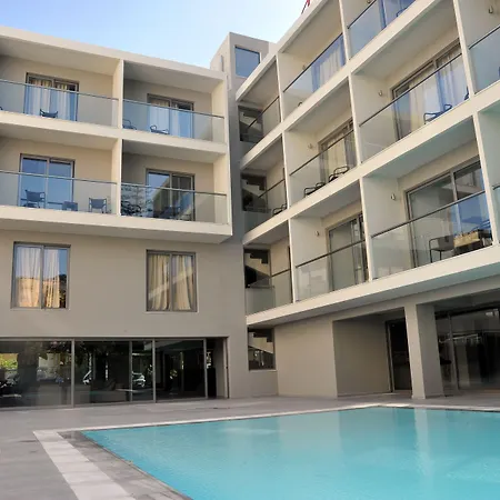 Hotel Oktober Downtown Rhodes City
