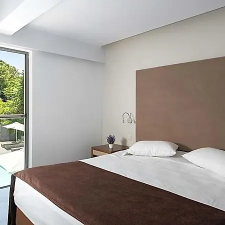 Oktober Downtown Boutique 3* Rhodes City