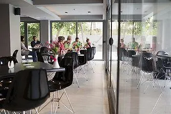 Oktober Downtown Boutique 3*