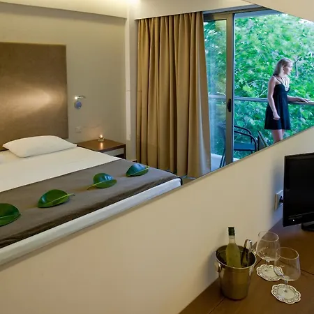 Hotell Oktober Downtown Boutique Rhodes City
