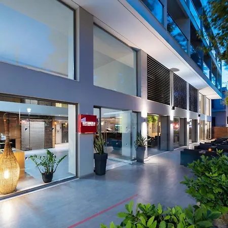 Готель Oktober Downtown Boutique Rhodes City