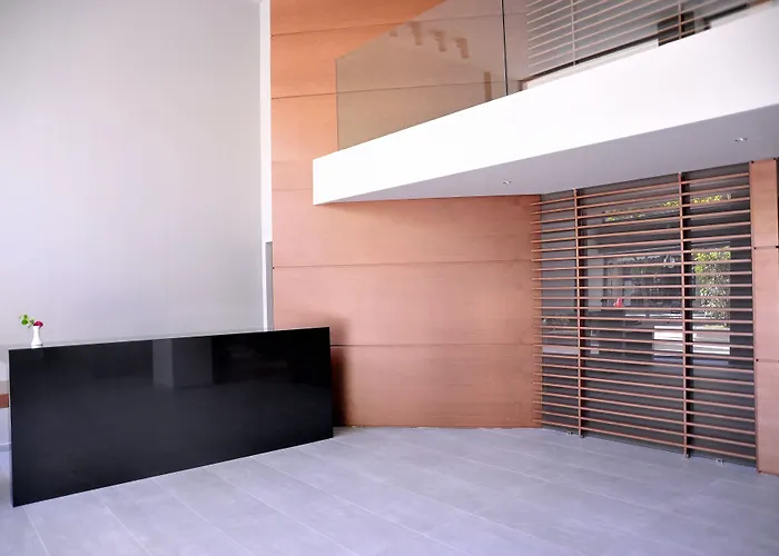 Oktober Downtown Boutique Hotel 3*